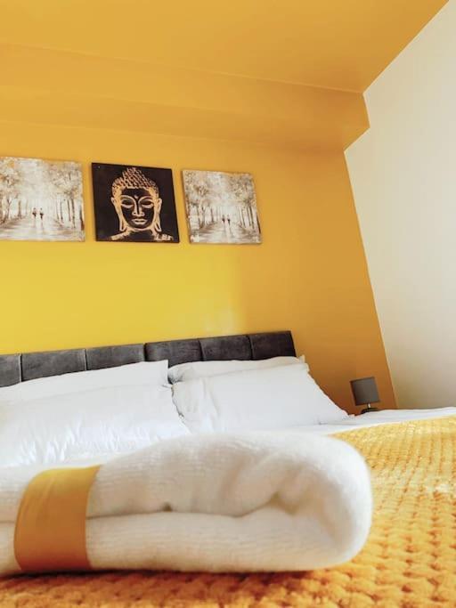 2 Bed Apartment With Free Parking Chelmsford Exterior foto